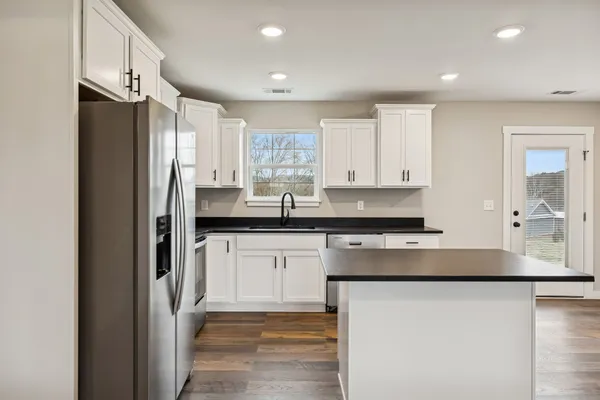 $368,900 | 108 Crows Hill Drive, Gordonsville, TN 38563