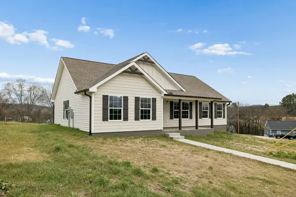 $368,900 | 108 Crows Hill Drive, Gordonsville, TN 38563