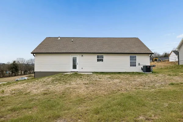 $368,900 | 108 Crows Hill Drive, Gordonsville, TN 38563