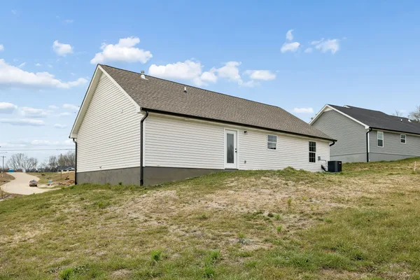 $368,900 | 108 Crows Hill Drive, Gordonsville, TN 38563