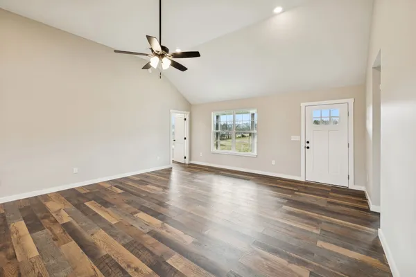 $368,900 | 108 Crows Hill Drive, Gordonsville, TN 38563