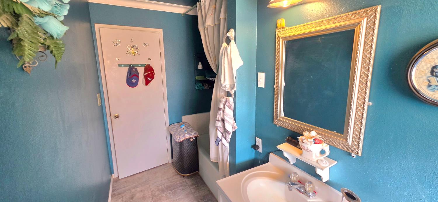 4715 Finney Road Salida, CA 95368 - Photo 13 of 28
