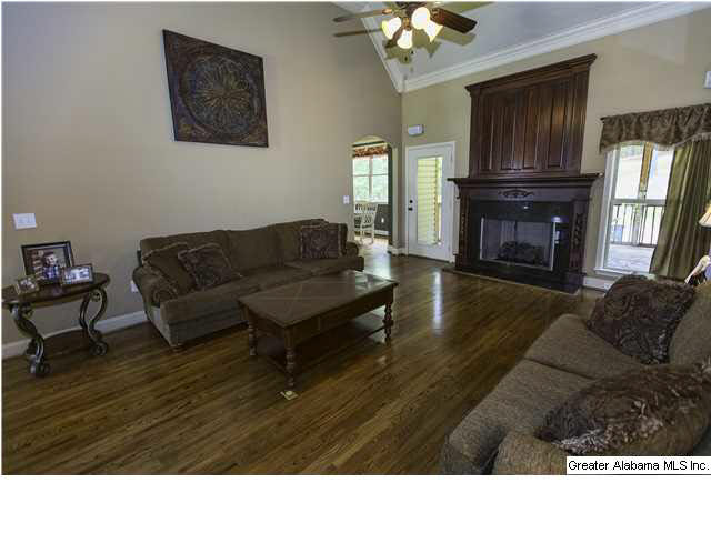 145 Shetland Trail Alabaster, AL 35007 - Photo 4 of 32