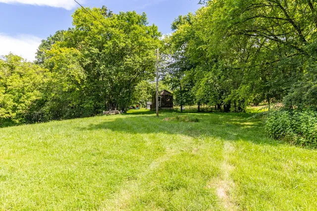 $749,000 | 911 Petersburg-Chestnut Ridge Road, Petersburg, TN 37144