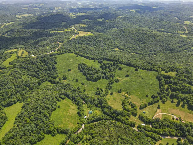 $749,000 | 911 Petersburg-Chestnut Ridge Road, Petersburg, TN 37144