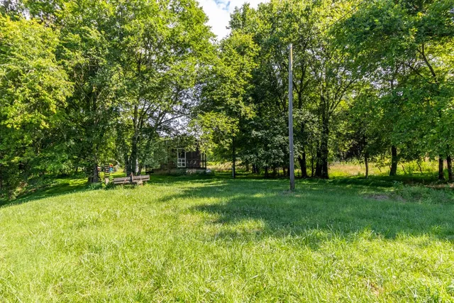 $749,000 | 911 Petersburg-Chestnut Ridge Road, Petersburg, TN 37144