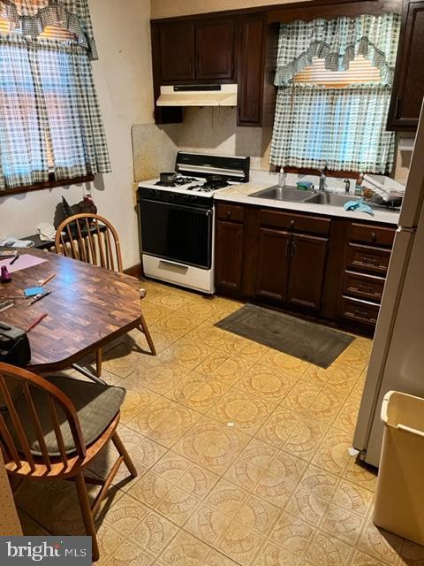 8027 Philadelphia Road Rosedale, MD 21237 - Photo 6 of 8 Kitchen