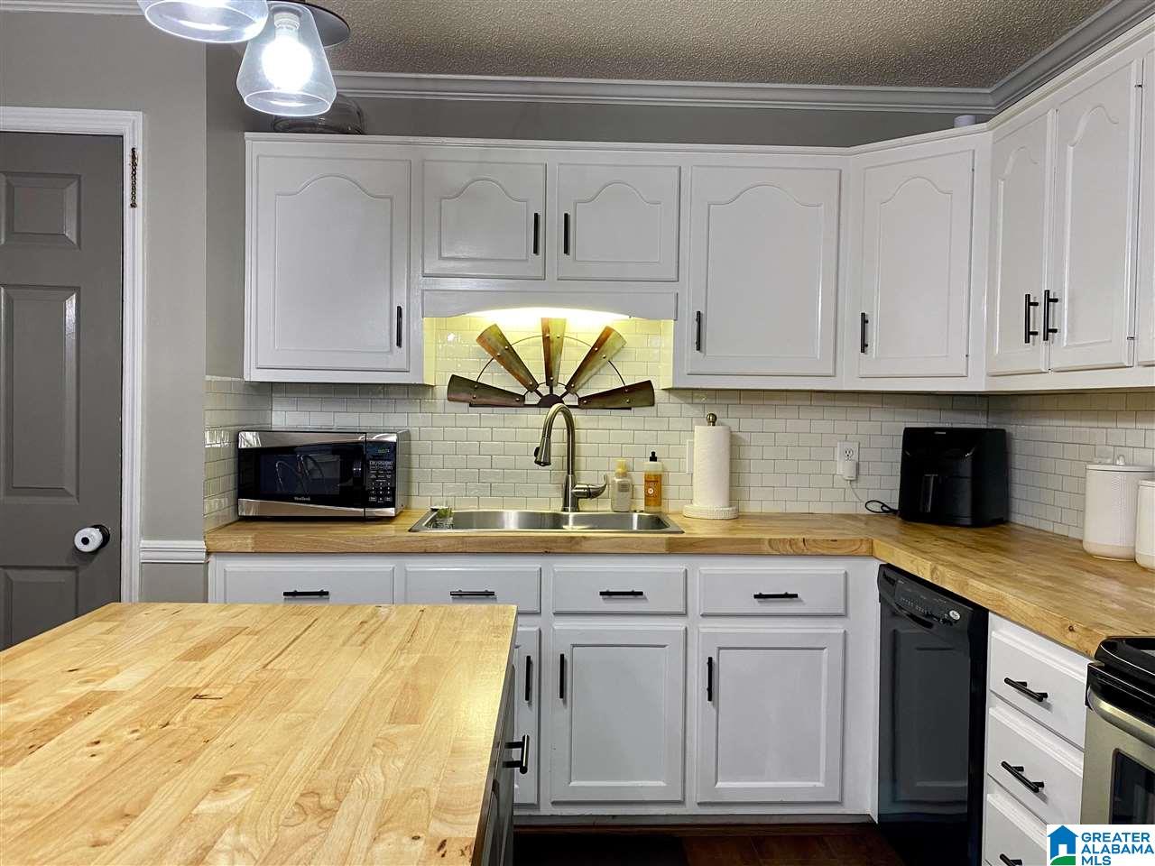 705 Olde Towne Circle Alabaster, AL 35007 - Photo 18 of 39
