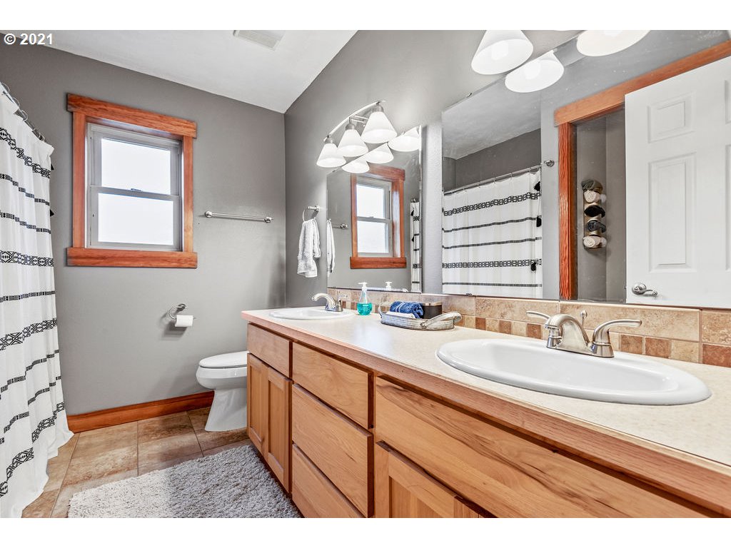 134 Rice Park Road Silverlake, WA 98645 - Photo 17 of 32 Gallery Image 17
