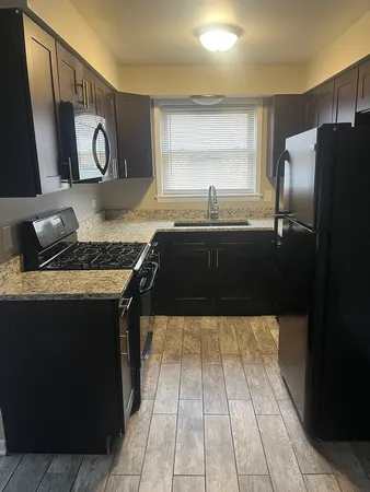 $1,375 | 8139 83rd Place, Unit 1E, Justice, IL 60458