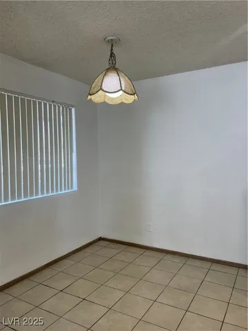 $1,000 | 1926 Nebula Drive, Unit 283, Las Vegas, NV 89115