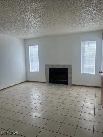 $1,000 | 1926 Nebula Drive, Unit 283, Las Vegas, NV 89115