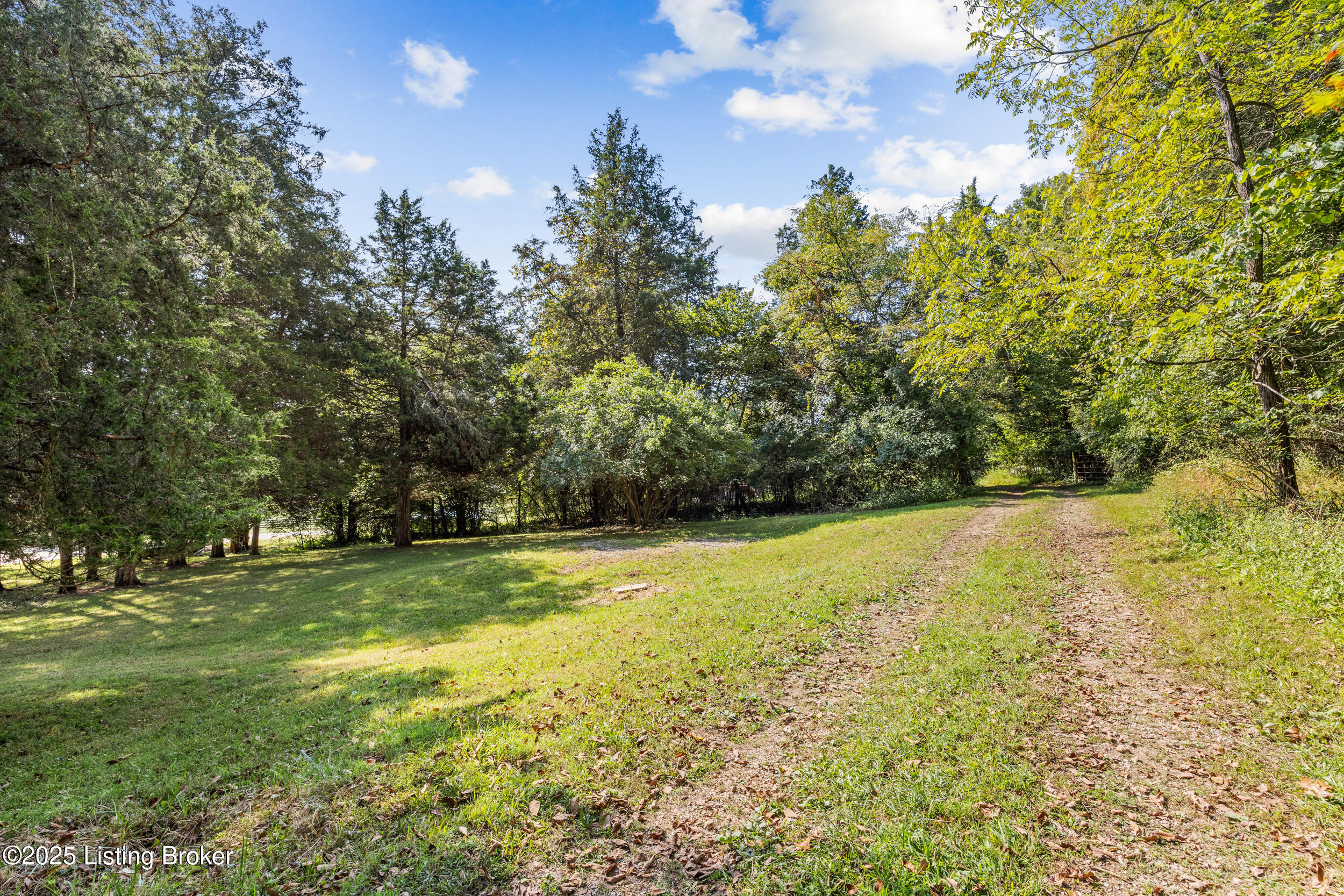 8800 Broad Run Road Louisville, KY 40291 - Photo 63 of 73 58