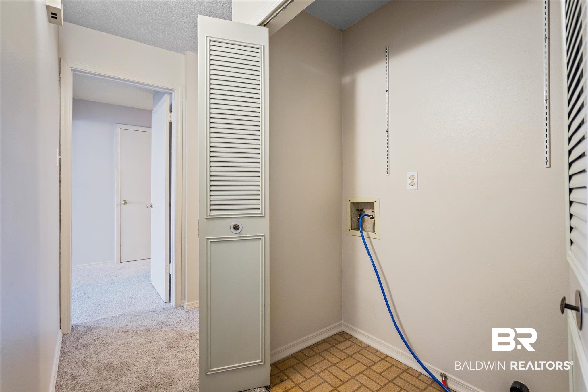 6050 Grelot Road, Unit 205 Mobile, AL 36609 - Photo 20 of 21
