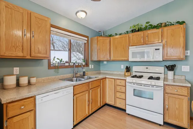 $335,000 | 18430 Embers Avenue, Farmington, MN 55024