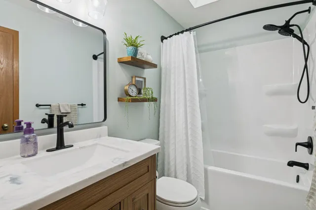 $335,000 | 18430 Embers Avenue, Farmington, MN 55024