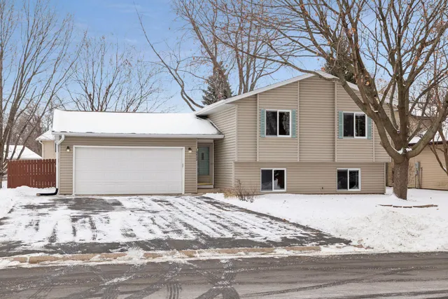 $335,000 | 18430 Embers Avenue, Farmington, MN 55024