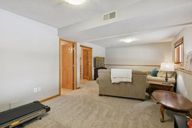 $335,000 | 18430 Embers Avenue, Farmington, MN 55024