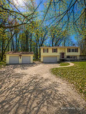 $269,000 | 838 Fremont Street, Newaygo, MI 49337