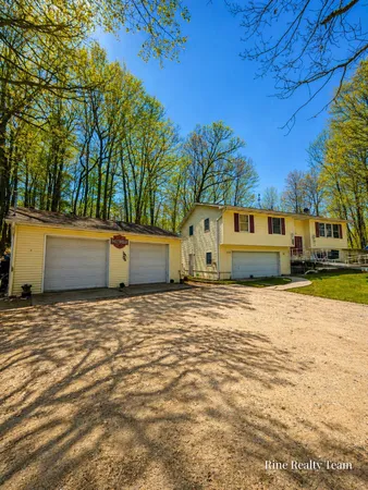 $269,000 | 838 Fremont Street, Newaygo, MI 49337