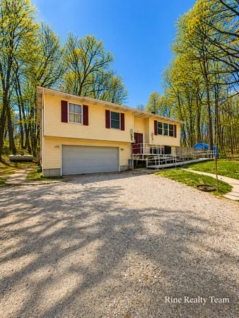 $269,000 | 838 Fremont Street, Newaygo, MI 49337