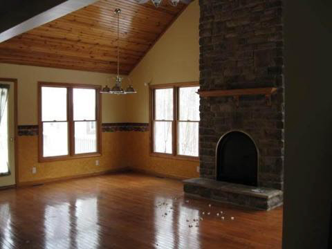 2887 Gady Road Adrian, MI 49221 - Photo 5 of 11 940301-4.JPG