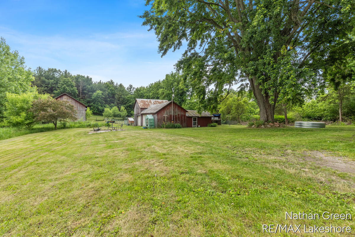 2122 Coats Grove Road Hastings, MI 49058 - Photo 20 of 36