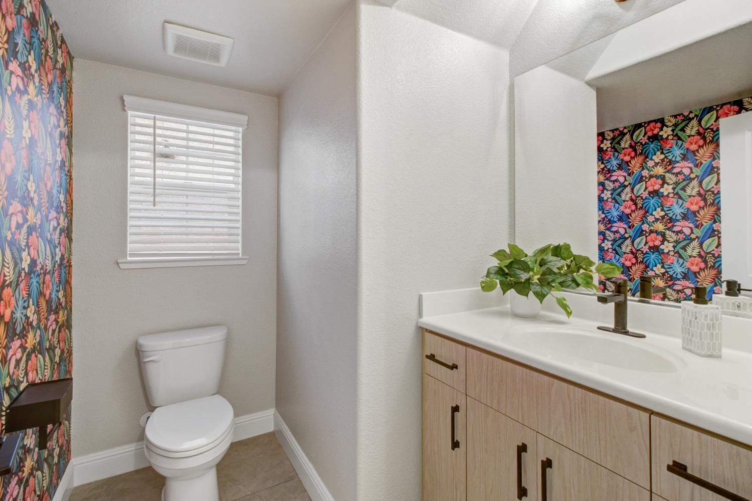 10808 Portico Circle Rancho Cordova, CA 95670 - Photo 20 of 45