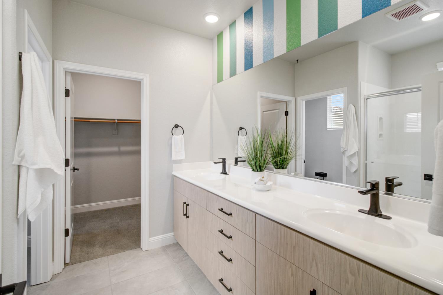 10808 Portico Circle Rancho Cordova, CA 95670 - Photo 27 of 45