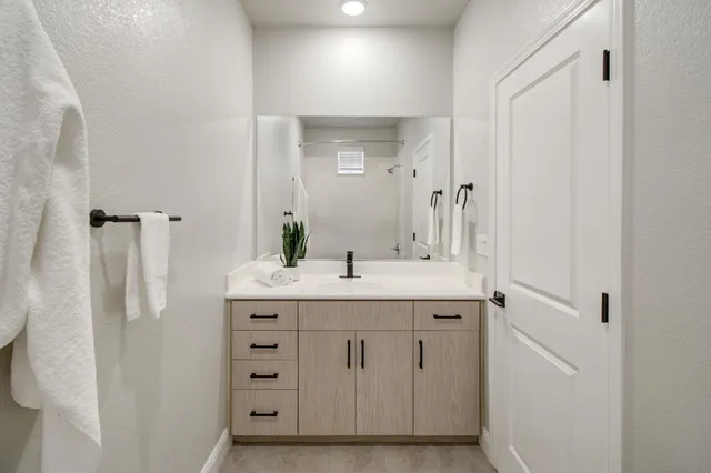 $490,000 | 10808 Portico Circle, Rancho Cordova, CA 95670