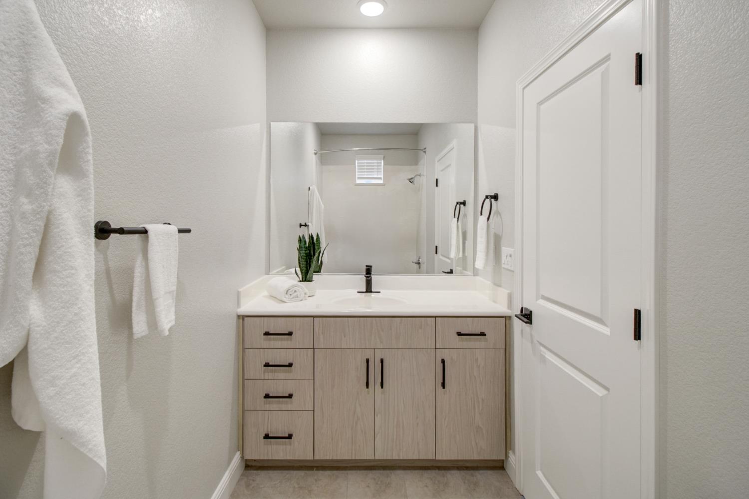 10808 Portico Circle Rancho Cordova, CA 95670 - Photo 34 of 45