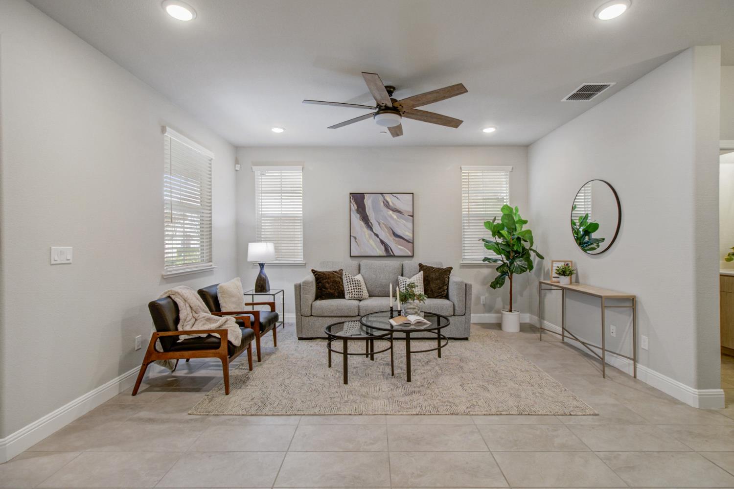 10808 Portico Circle Rancho Cordova, CA 95670 - Photo 5 of 45