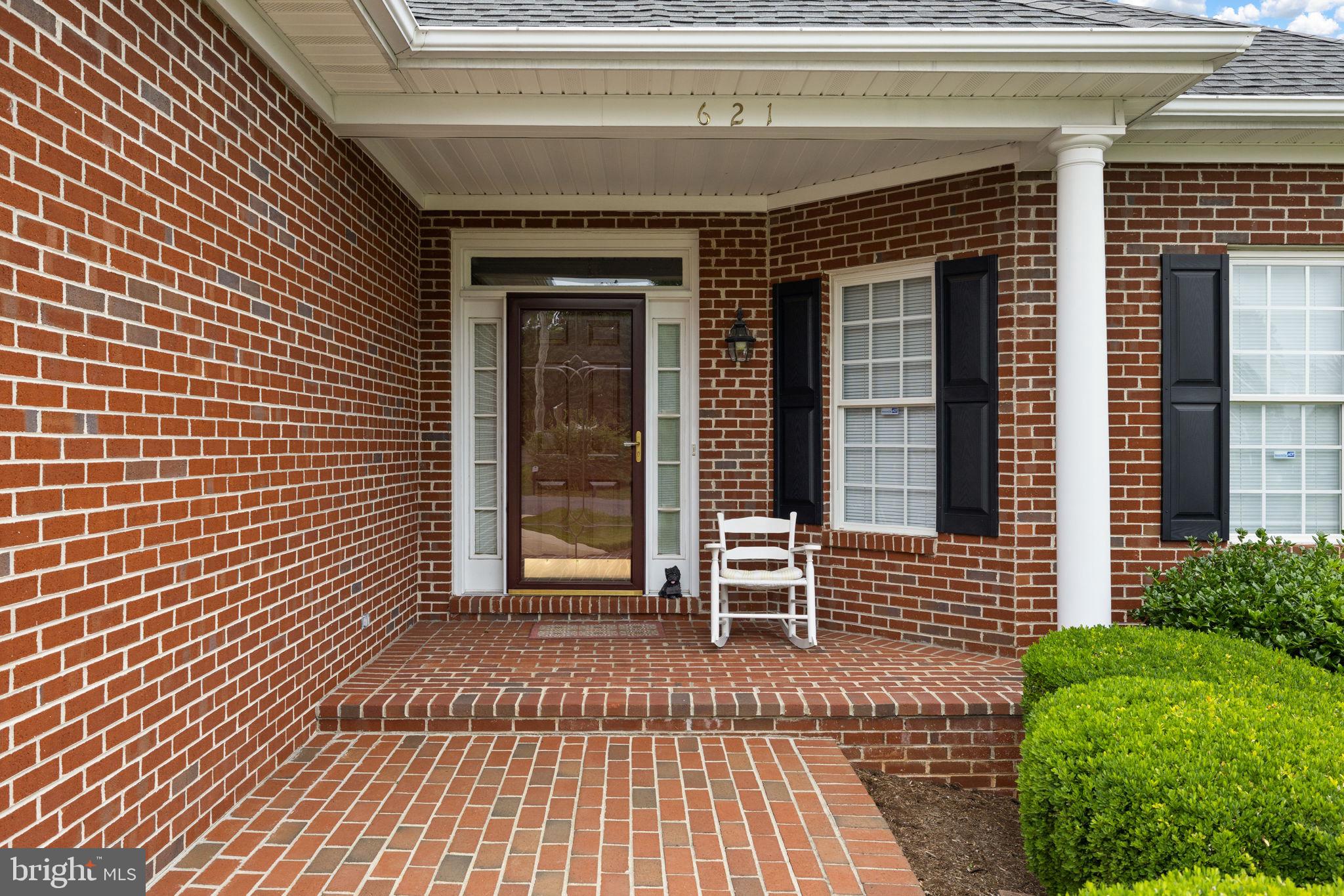 621 Country Club Road Culpeper, VA 22701 - Photo 5 of 45 Charming brick entryway welcomes you.