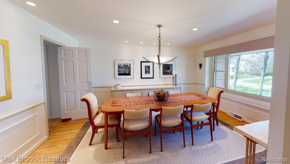 4146 Nearbrook Road Bloomfield Hills, MI 48302 - Photo 15 of 67 Dinning Room.jpg