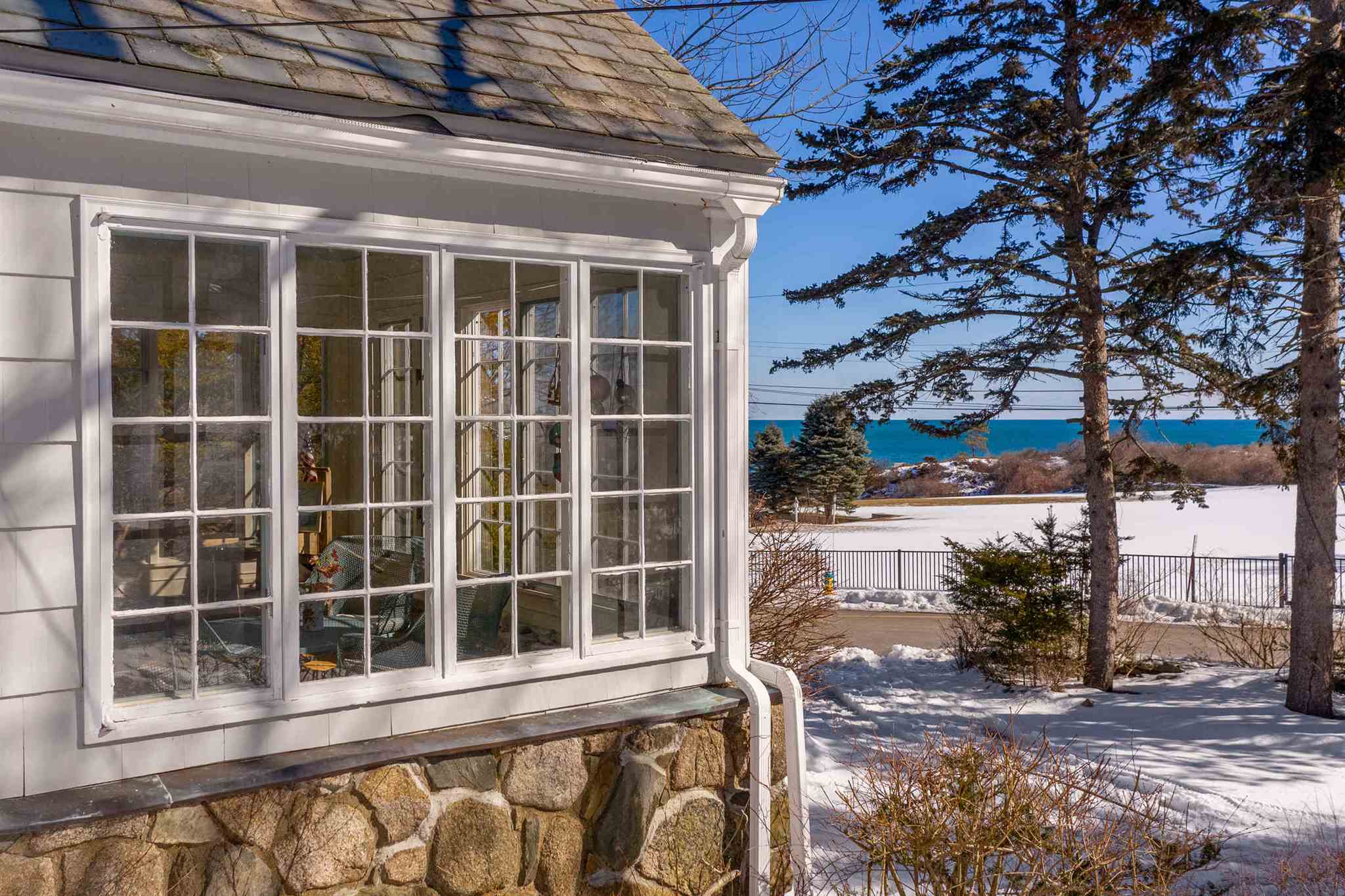 139 Stearns Road Ogunquit, ME 03907 - Photo 4 of 35
