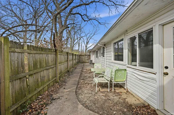 $250,000 | 1401 North Elizabeth Avenue, Muncie, IN 47304