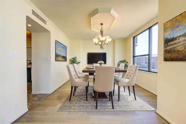 $325,000 | 14 Greenway Plaza, Unit 12R, Houston, TX 77046