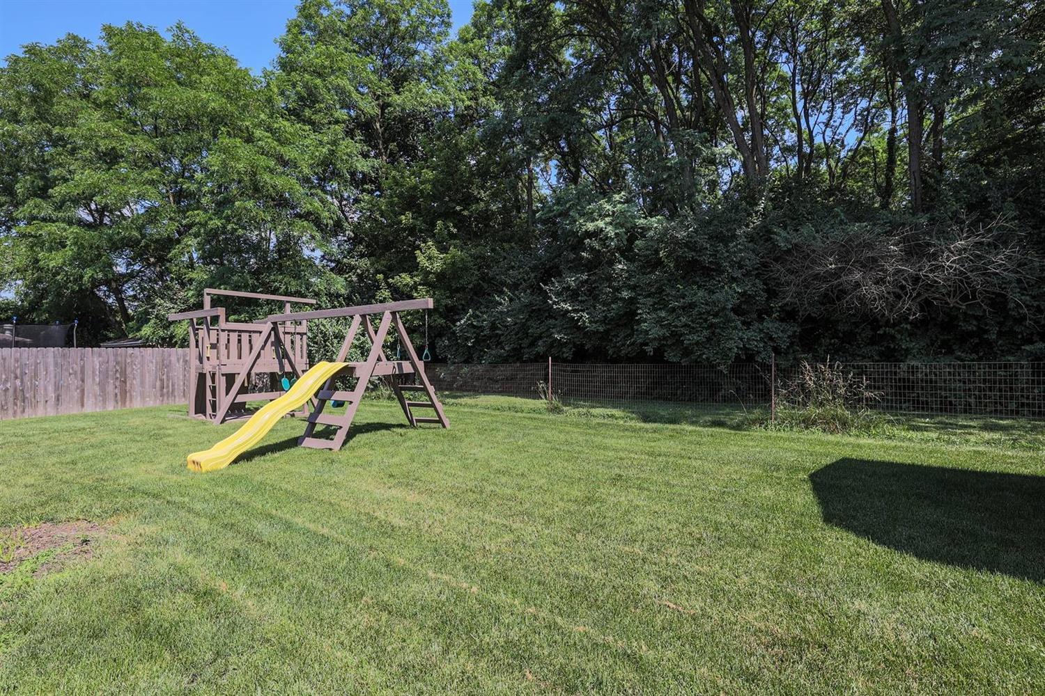 5525 Hearthside Court Riverside, OH 45424 - Photo 28 of 32