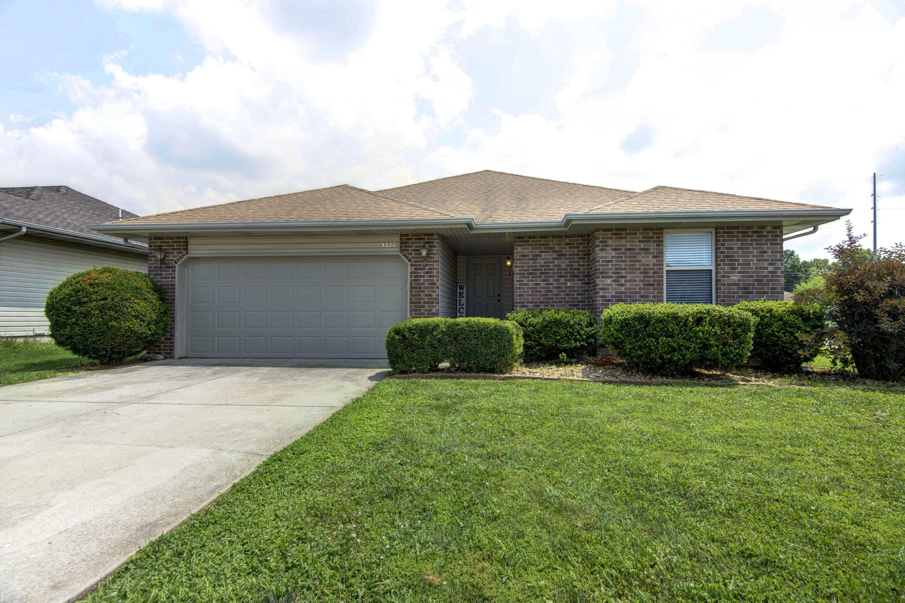 3222 West Scott Street Springfield, MO 65803 - Photo 1 of 1 Scott (2)