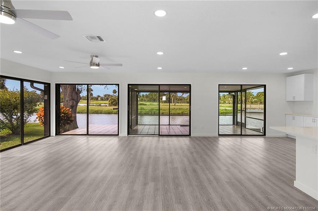 5635 Southeast Miles Grant Road Stuart, FL 34997 - Photo 18 of 73 Gallery Image 18