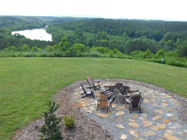 $34,000 | 139 Settings Boulevard, Unit 106, Black Mountain, NC 28711