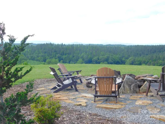 $34,000 | 139 Settings Boulevard, Unit 106, Black Mountain, NC 28711