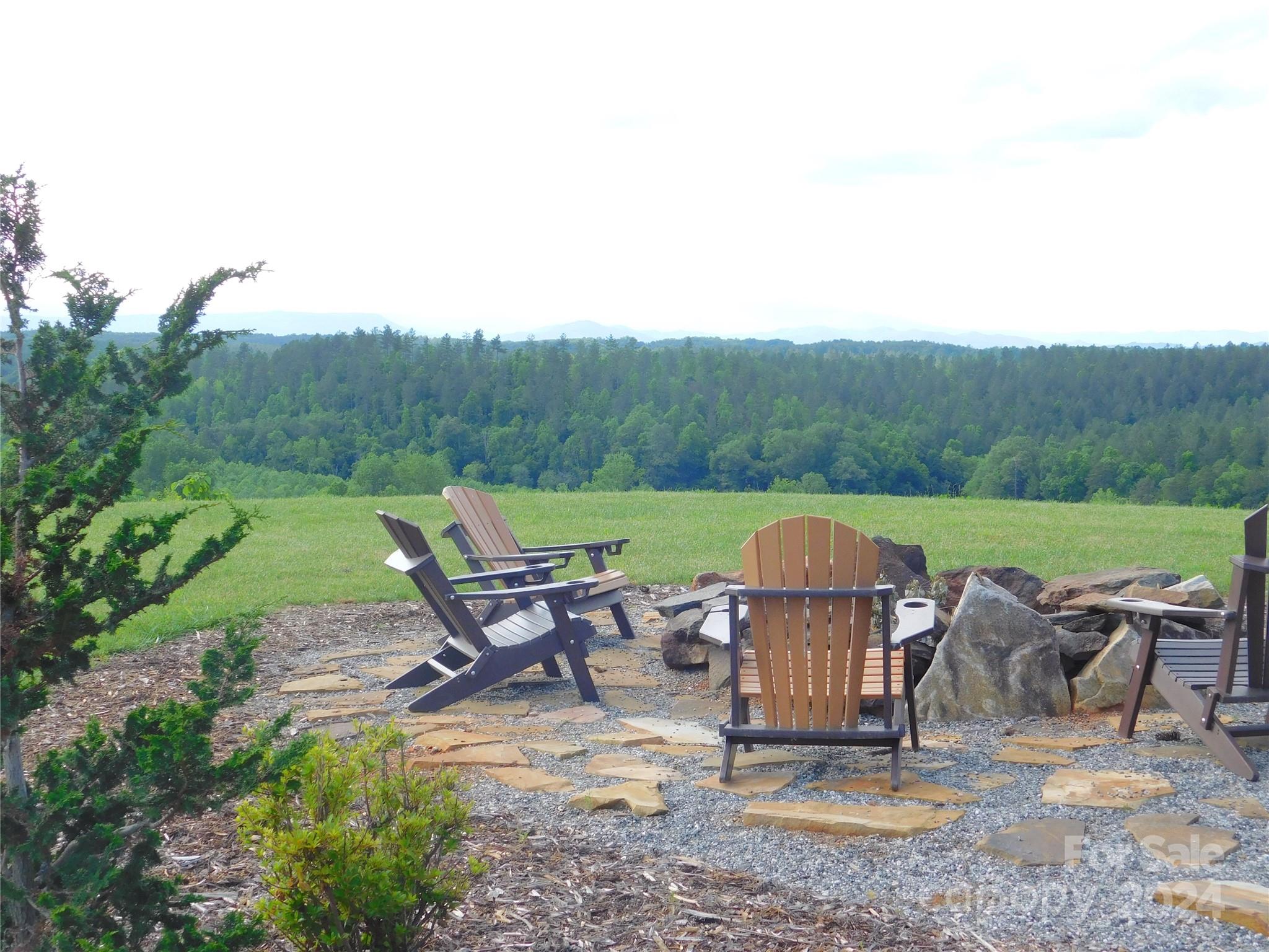 139 Settings Boulevard, Unit 106 Black Mountain, NC 28711 - Photo 18 of 21