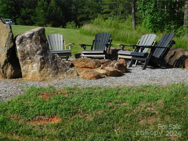 $34,000 | 139 Settings Boulevard, Unit 106, Black Mountain, NC 28711