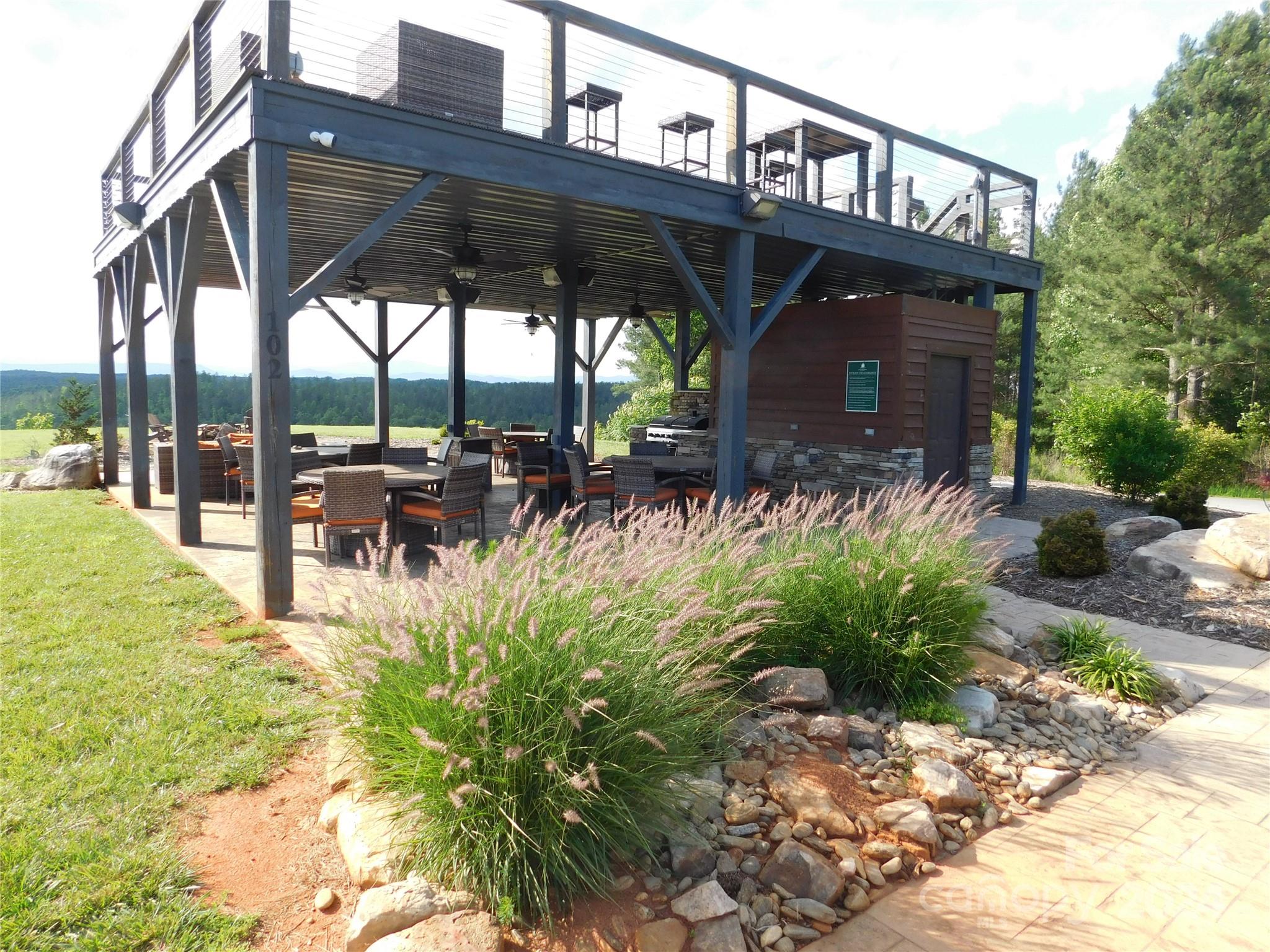 139 Settings Boulevard, Unit 106 Black Mountain, NC 28711 - Photo 9 of 21