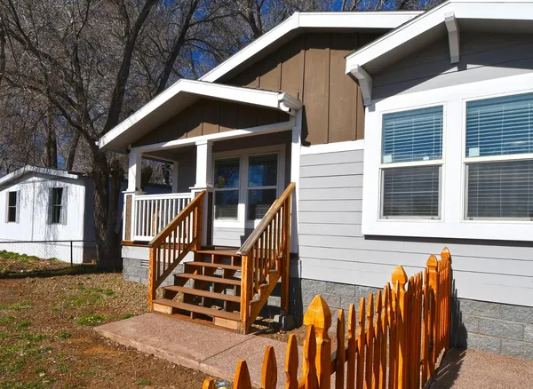 $2,600 | 3950 East Philip Avenue, Flagstaff, AZ 86004