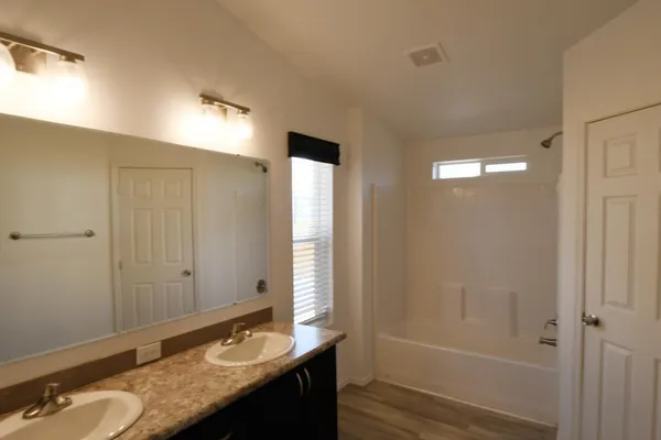 $2,600 | 3950 East Philip Avenue, Flagstaff, AZ 86004
