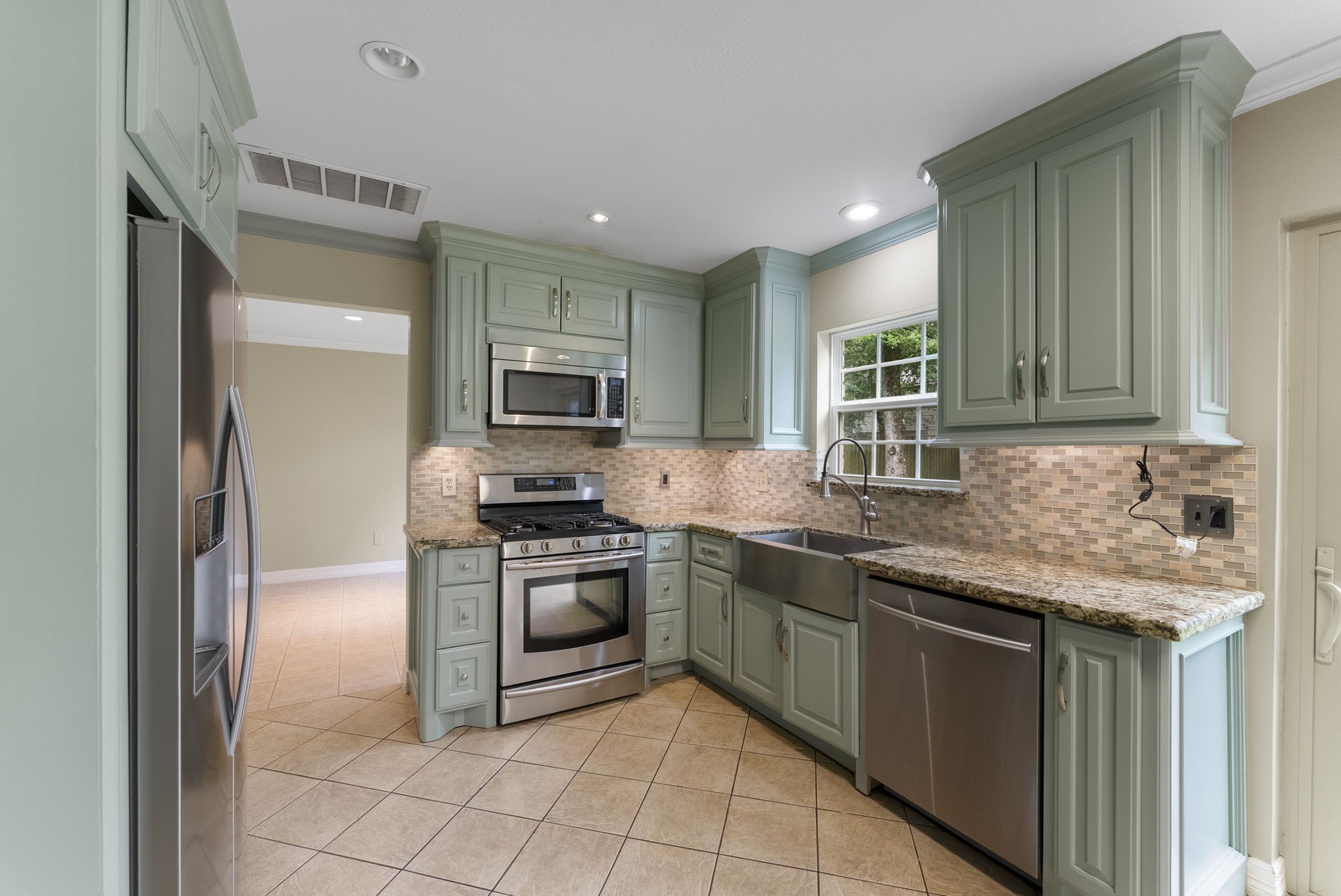 27 West Stony Bridge Court Spring, TX 77381 - Photo 8 of 30