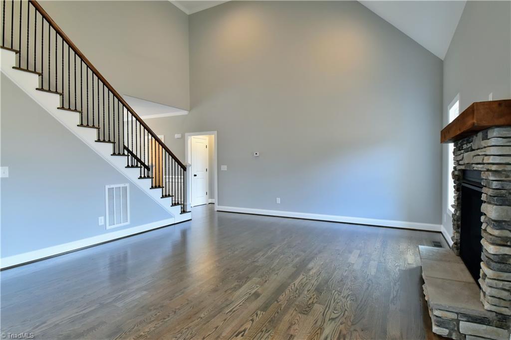 161 Pipers Ridge West Winston-Salem, NC 27127 - Photo 12 of 36 10 3