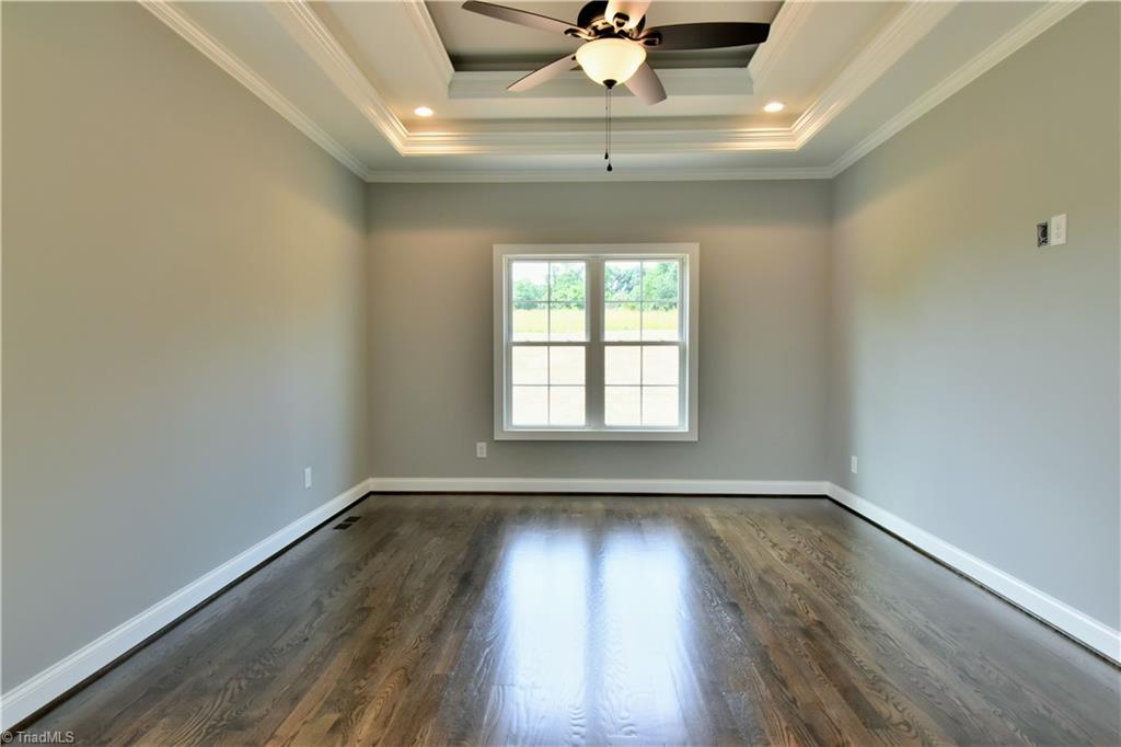 161 Pipers Ridge West Winston-Salem, NC 27127 - Photo 21 of 36 10 3